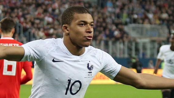 Kylian Mbappe o transferze
