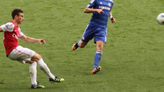Arsenal może ukarać obrońcę