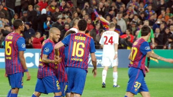Barcelona chciała sprowadzić Alvesa