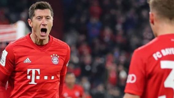 Robert Lewandowski gwiazdorzy