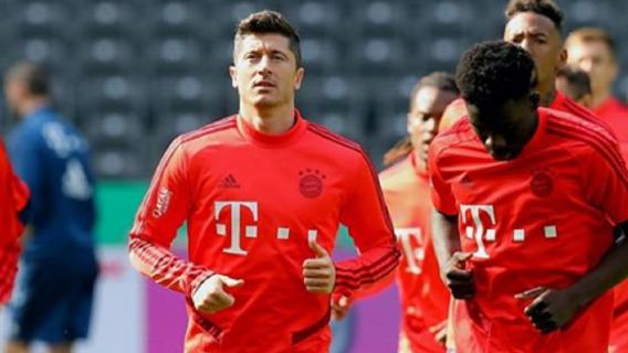 Robert Lewandowski kontuzja Chelsea