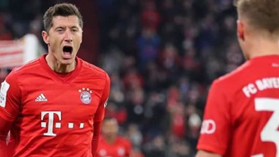 Robert Lewandowski poraz pobił rekord. Polak dogonił ...