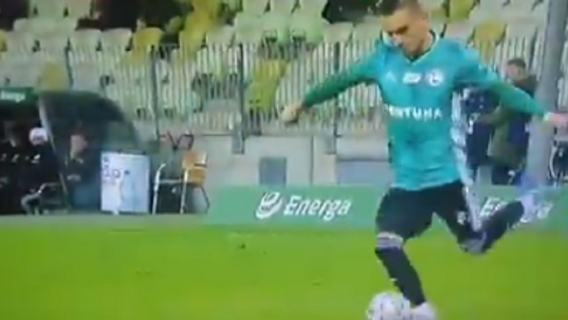 Legia Warszawa Karbownik wpadka