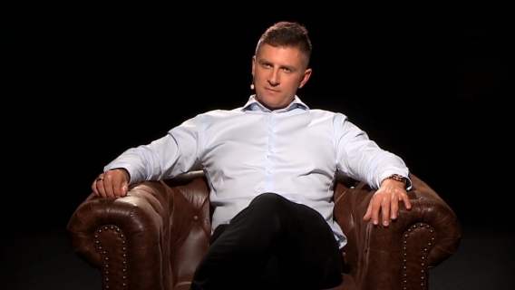 Mateusz Borek inna stacja