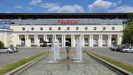 Polonia Warszawa odbudowa