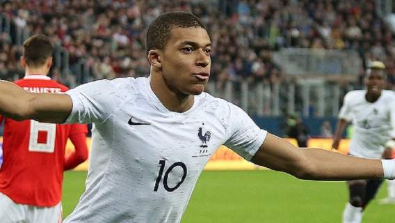Piłkarz Kylian Mbappe