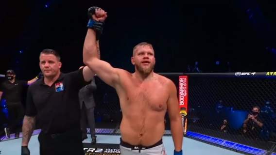 UFC Tybura